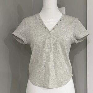 Heather Gray Women's Short Sleeve Top with Button Accents